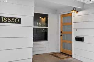 18550 Timbergrove Ct, Lake Oswego, OR 97035 - Photo 4