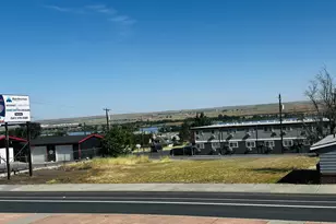 6th St, Umatilla, OR 97882 - Photo 1