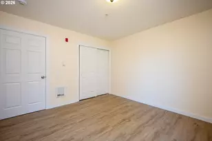 665 SE 197th Ave, Portland, OR 97233 - Photo 12