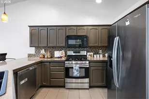 1373 Creswood Dr, Creswell, OR 97426 - Photo 14