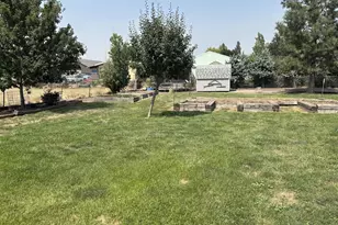 160 S 17th St, Elgin, OR 97827 - Photo 18