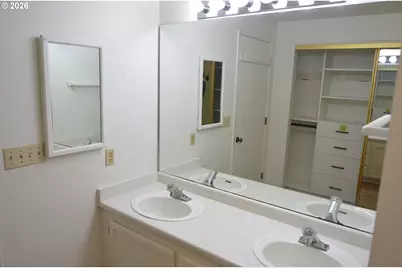 1601 NE 113th St #313, Vancouver, WA 98686 - Photo 16