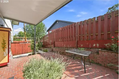 821 SE Mosher Ave, Roseburg, OR 97470 - Photo 30