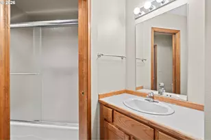 6011 SW Knightsbridge Dr, Portland, OR 97219 - Photo 32