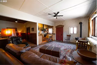 908 E 2nd St, The Dalles, OR 97058 - Photo 24