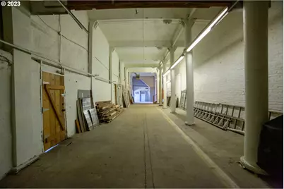 908 E 2nd St, The Dalles, OR 97058 - Photo 12