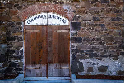 908 E 2nd St, The Dalles, OR 97058 - Photo 6