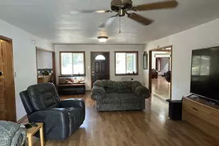 162 Spicer St, Elkton, OR 97436 - Photo 6