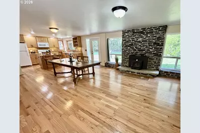 55433 McKenzie Hwy, Blue River, OR 97413 - Photo 10