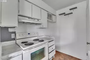 1537 NE Kane Dr, Gresham, OR 97030 - Photo 12