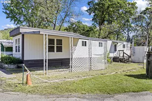 101 Athena Ln, Roseburg, OR 97470 - Photo 30