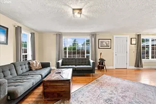 771 H St, Washougal, WA 98671 - Photo 8