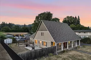 771 H St, Washougal, WA 98671 - Photo 2