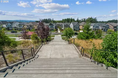16855 SW Everton St, Tigard, OR 97224 - Photo 28