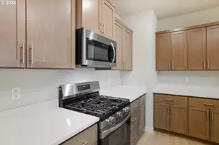 16855 SW Everton St, Tigard, OR 97224 - Photo 14