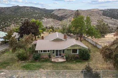 19369 E Highway 26, Mitchell, OR 97750 - Photo 4