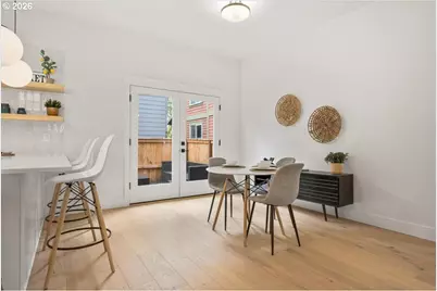 4234 SE Yamhill St, Portland, OR 97215 - Photo 8