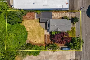 2105 SE Ochoco St, Portland, OR 97222 - Photo 32