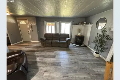 82276 Hat Rock Rd, Hermiston, OR 97838 - Photo 2
