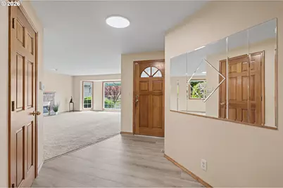 8917 NE 28th Ave, Vancouver, WA 98665 - Photo 4