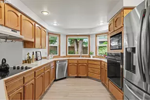 8917 NE 28th Ave, Vancouver, WA 98665 - Photo 12