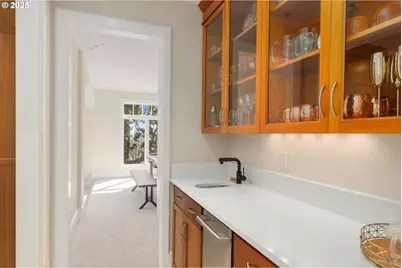11295 SE Lenore St, Happy Valley, OR 97086 - Photo 16