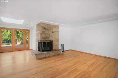 3018 SE 119th Ave, Portland, OR 97266 - Photo 8