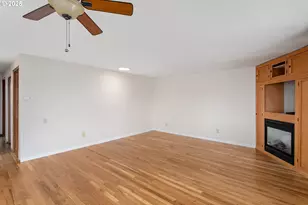 1383 Thompson Rd, Woodburn, OR 97071 - Photo 4