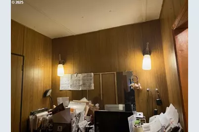 1120 S Crestline Dr, Waldport, OR 97394 - Photo 14