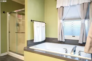 22285 NE Park Ln, Fairview, OR 97024 - Photo 22