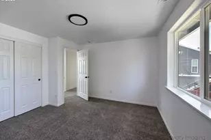 1041 Fabry Rd, Salem, OR 97306 - Photo 10