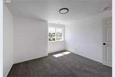 1041 Fabry Rd, Salem, OR 97306 - Photo 12