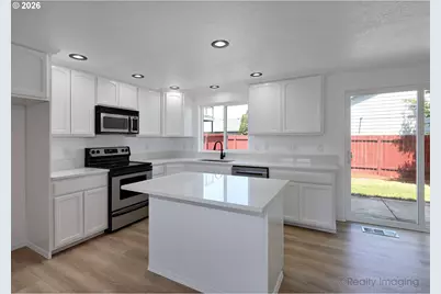 1041 Fabry Rd, Salem, OR 97306 - Photo 4