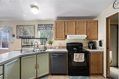 4923 Morely Loop, Eugene, OR 97402 - Photo 24