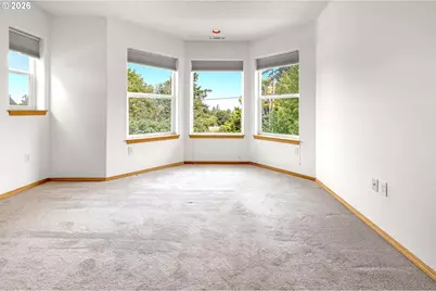 10324 NE Fargo St, Portland, OR 97220 - Photo 18