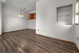 10324 NE Fargo St, Portland, OR 97220 - Photo 6