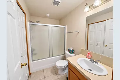 12332 SE Holgate Blvd, Portland, OR 97236 - Photo 20