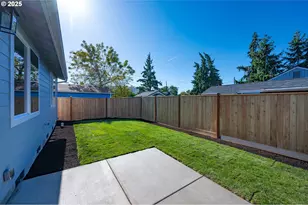 306 19th St, Springfield, OR 97477 - Photo 38