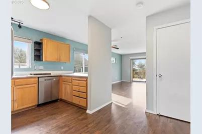 5427 SE 121st Ave, Portland, OR 97266 - Photo 6