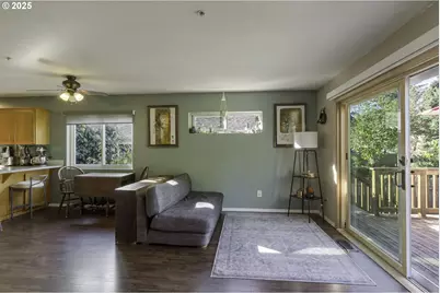 5427 SE 121st Ave, Portland, OR 97266 - Photo 6