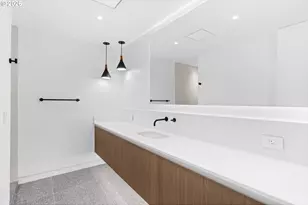 1120 S Military Rd, Portland, OR 97219 - Photo 42