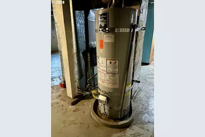 3636 NE Wasco St, Portland, OR 97232 - Photo 2