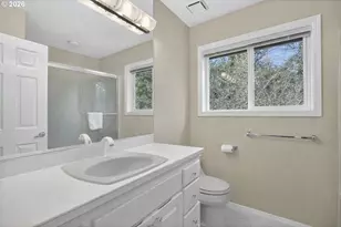 14595 Sherbrook Pl, Lake Oswego, OR 97035 - Photo 16