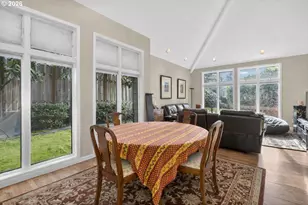 14595 Sherbrook Pl, Lake Oswego, OR 97035 - Photo 10