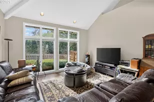 14595 Sherbrook Pl, Lake Oswego, OR 97035 - Photo 4