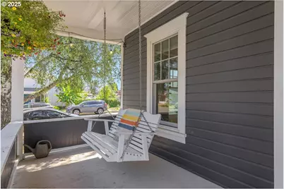 1212 E 6th St, Newberg, OR 97132 - Photo 6