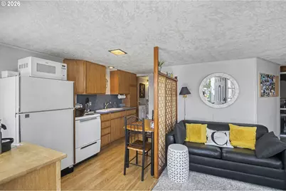 18699 NE Marine Dr #C5, Portland, OR 97230 - Photo 2