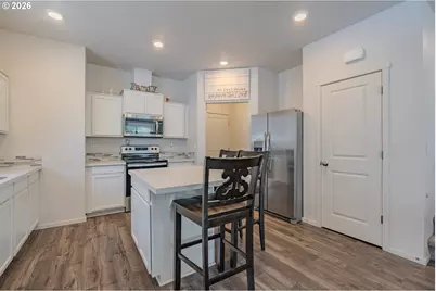 433 NE 71st St, Vancouver, WA 98665 - Photo 8