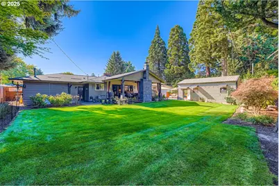 10311 NE Russell Ct, Portland, OR 97220 - Photo 44