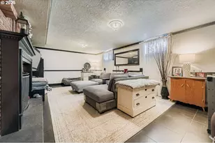 10311 NE Russell Ct, Portland, OR 97220 - Photo 26